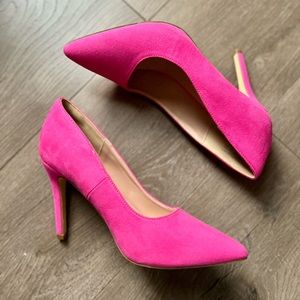 Dream Pairs Pink Heels